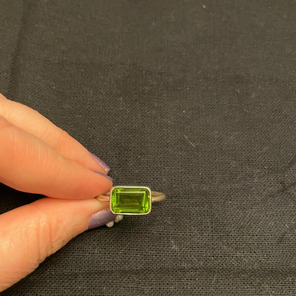 Gemstone Ring - Picture 2 of 5